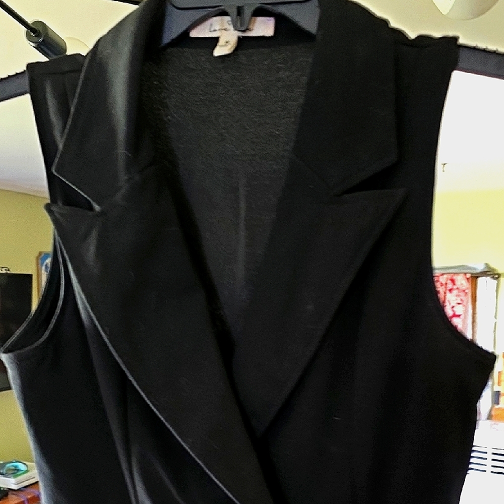 Love Tree Black Sleeveless Jumpsuit